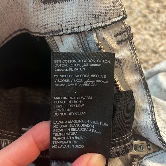 EUC BeBe Jeans 25 - Picture 3 of 3